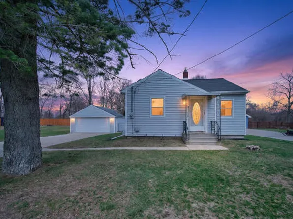 3020 Chippewa Trl, Jackson, MI 49202