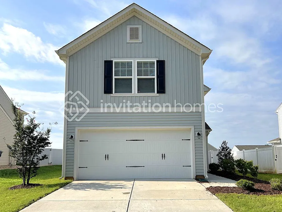 5032 Red Poll Dr