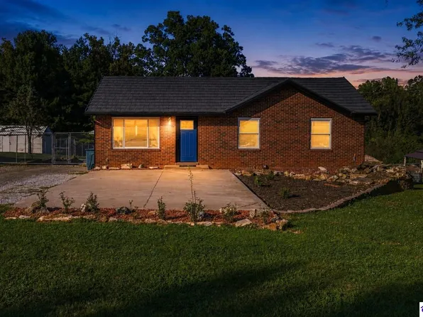 328 Valley View Dr, Radcliff, KY 40160