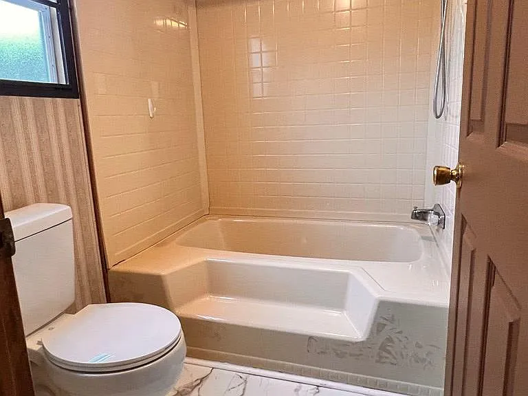 234 N Williamson Rd — Photo 16