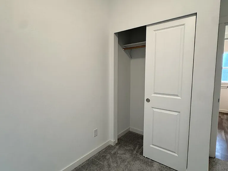 605 Finnegan Way — Photo 22