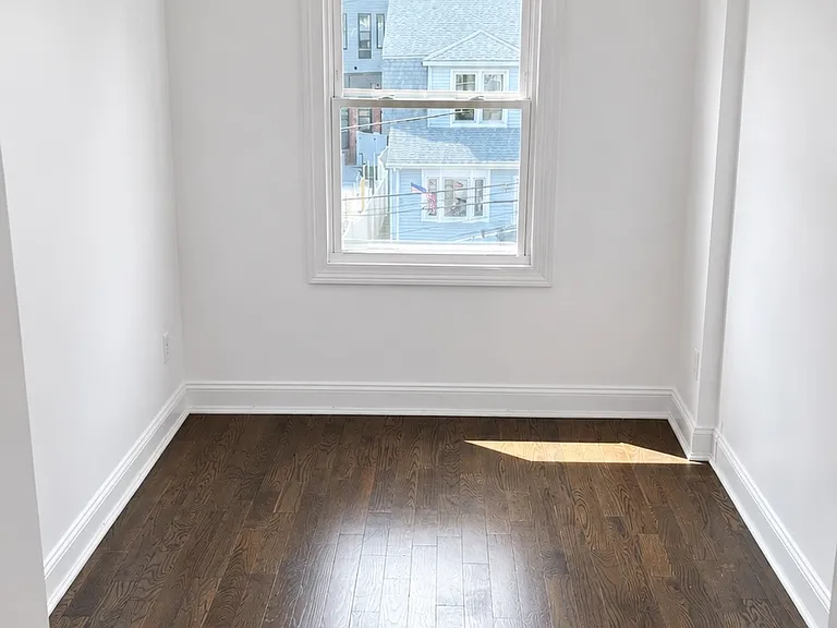 182 Uhland St #2 — Photo 7