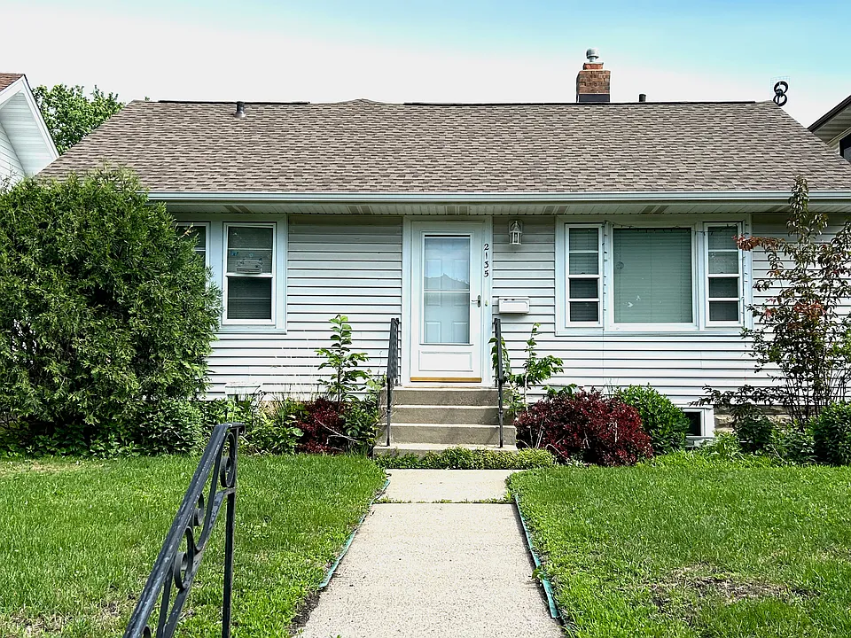 2135 Randolph Ave