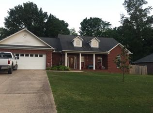 115 Whispering Ln, Guntown, MS 38849