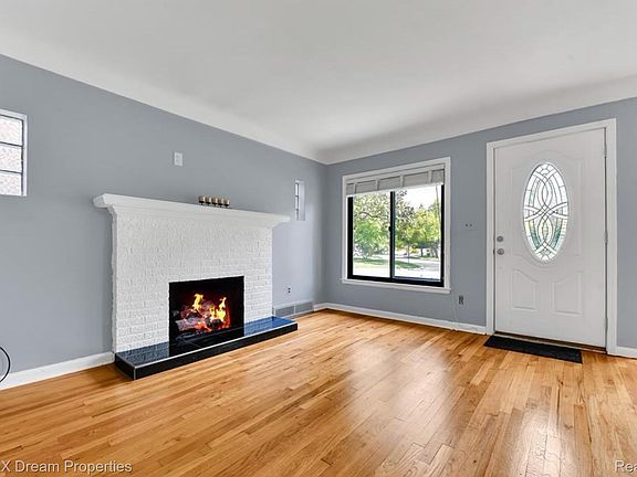 4th image of 4165 Cooper Ave
