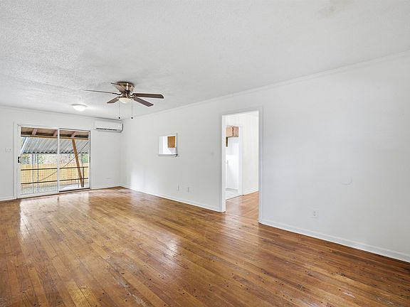 5th image of 3949 Old Allen Rd