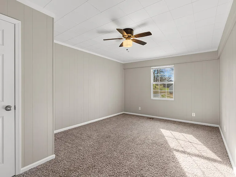 629 Ed Davis Rd — Photo 27