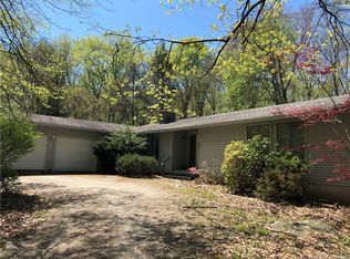 129 Bradley Corners Rd, Madison, CT 06443