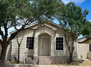 355 Ocean Dr, Laredo, TX 78043