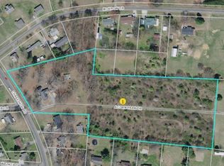 111 Acorn Park Dr, Forest City, NC 28043