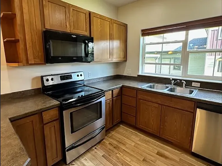 374 Kimball Ave #A — Photo 6