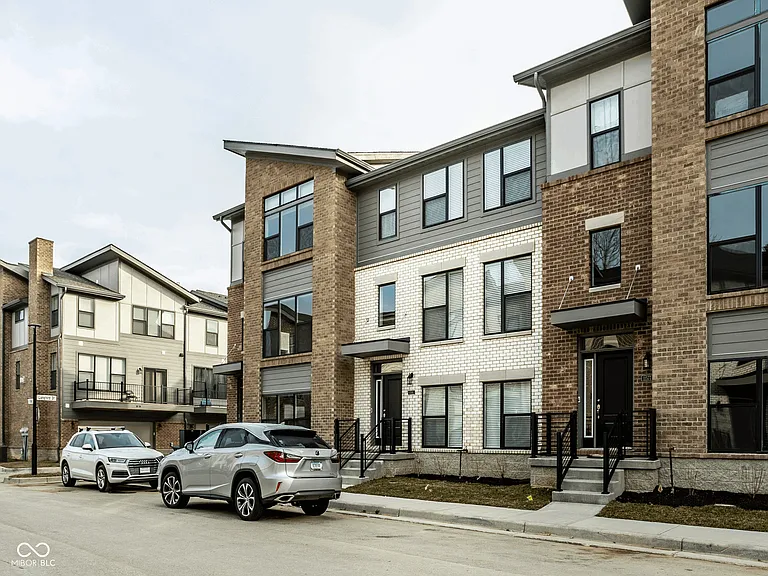11581 Fulham St — Photo 34