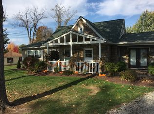 8027 Country Meadow Cir, Anchorage, AK 99502