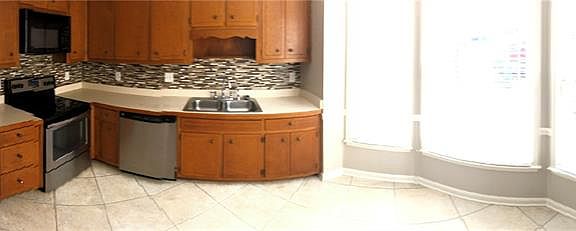 2nd image of 1431 Old Virginia Ct SE