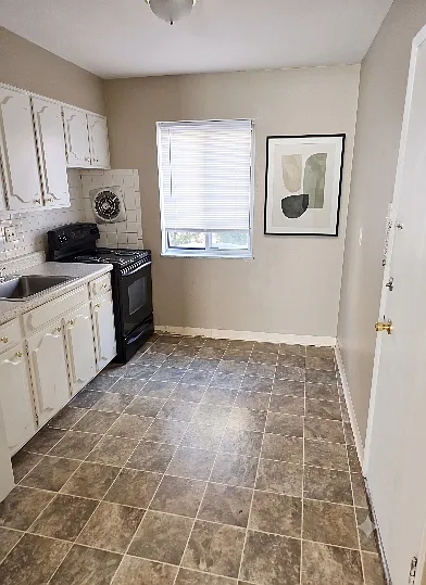 3859 Marietta Dr #C — Photo 7