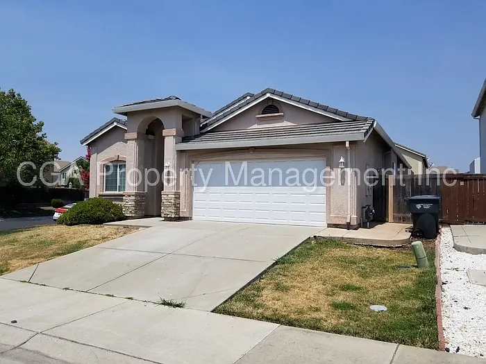 2951 Muskrat Way photo 1