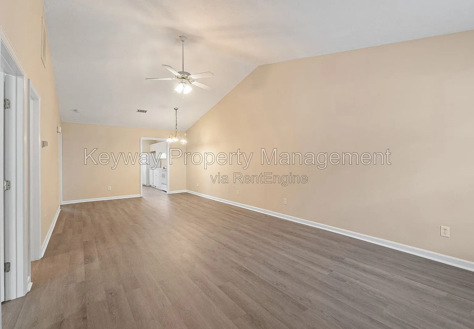 2 bed, 2.0 bath, 1092 sqft, $1,200 — Photo 4