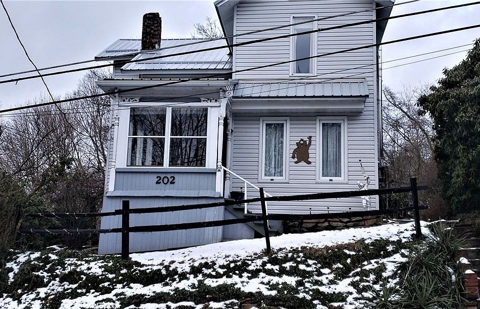 1st image of 202 Park Ave