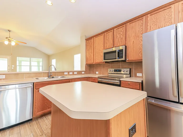 709 Fireberry Dr — Photo 8