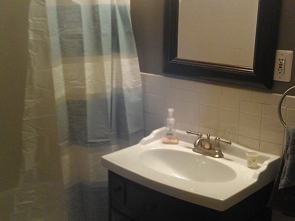 5th image of 4521 Madison Ave