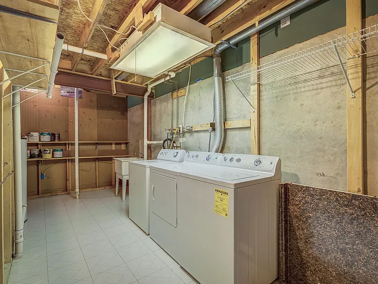 14907 Bradwill Ct — Photo 43