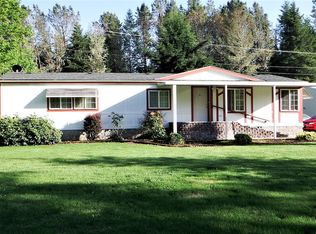 1039 Glide Loop Dr, Glide, OR 97443