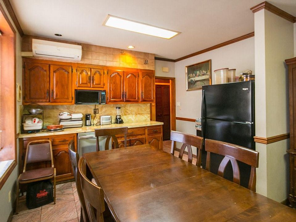 41 Louisa St Brooklyn NY Zillow