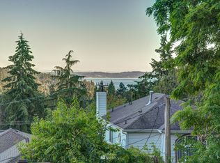 16711 10th Ave SW, Burien, WA 98166