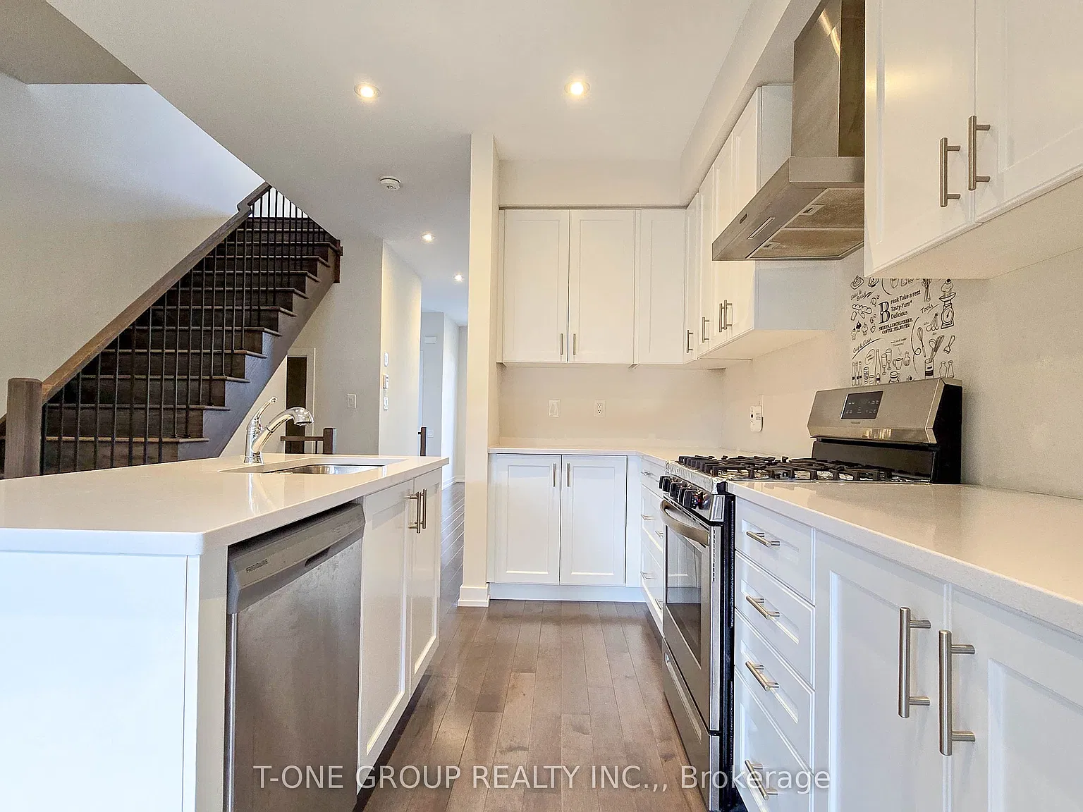 3 bed, $3,300 — Photo 3