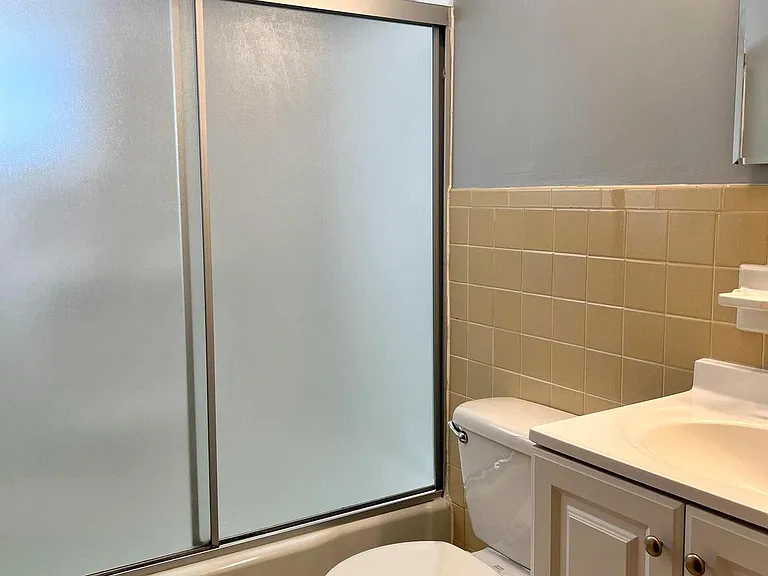 333 Lacey Ave #B8 — Photo 9