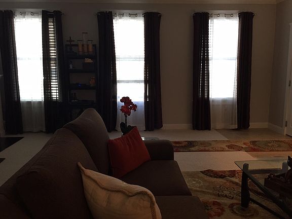 4th image of 415 E Freemason St APT 1B