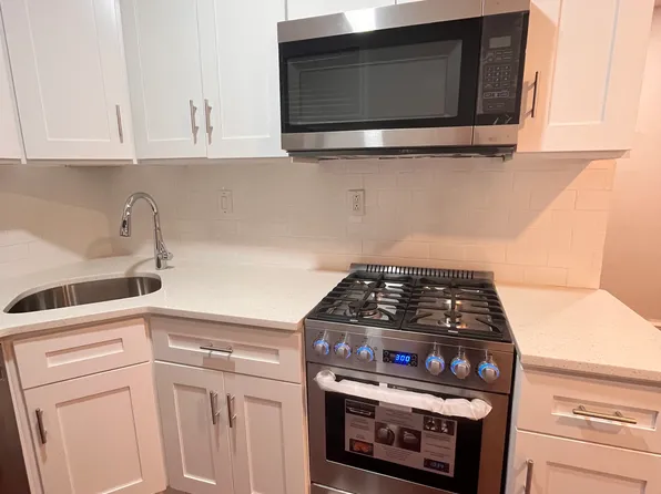 1812 Pine St APT 1R, Philadelphia, PA 19103