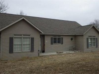 1051 Vine Ave, Riverside, IA, 52327