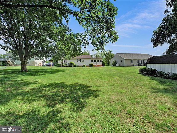 2nd image of 1435 Wynonah Dr