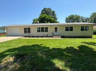 600 Posey St, Ava, MO 65608