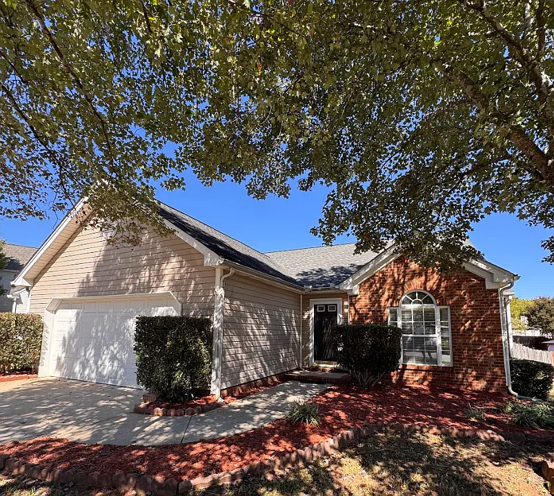 115 Crossview Dr