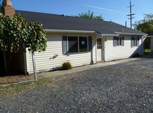 1389 S Stage Rd, Medford, OR 97501