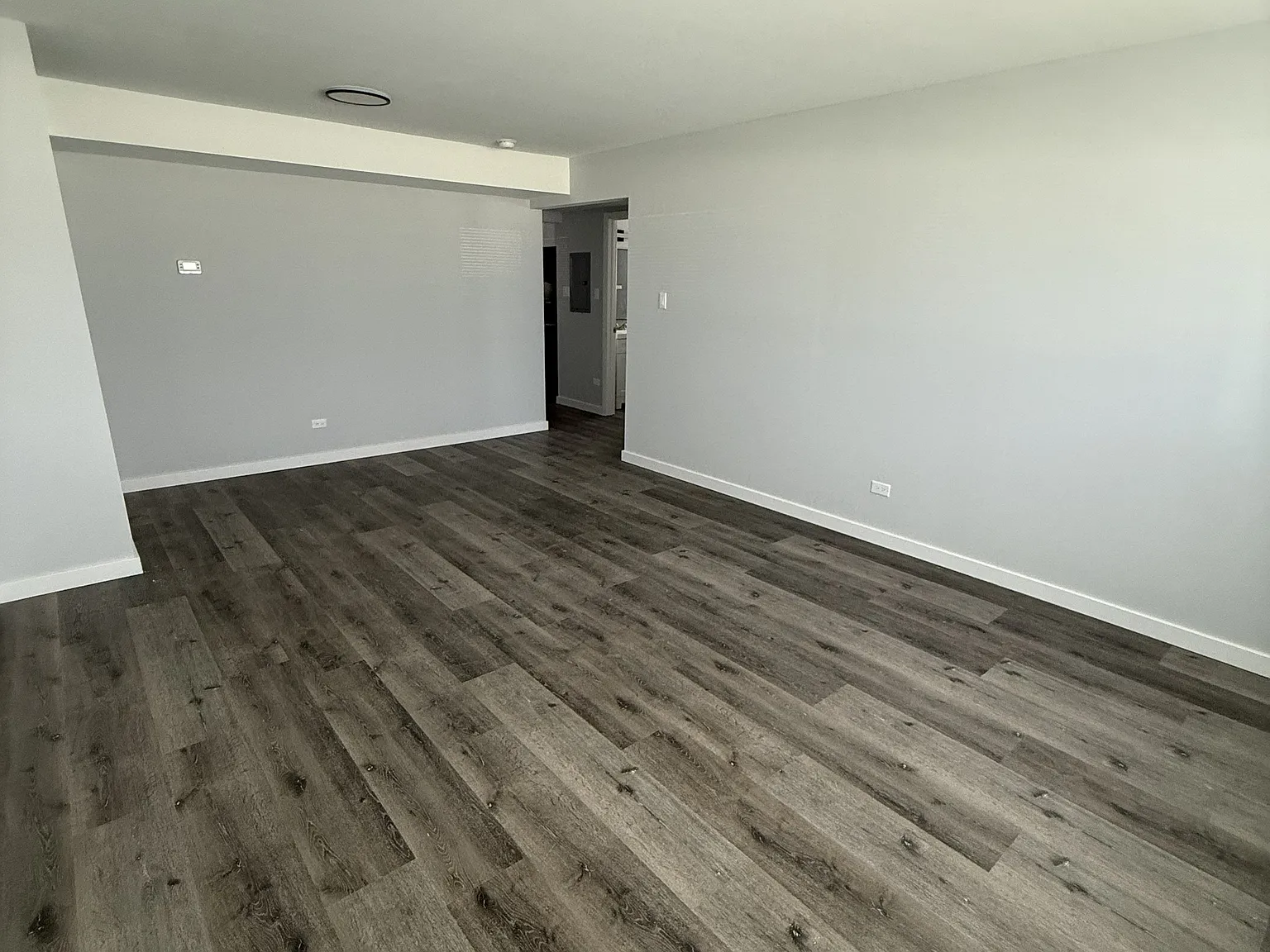 50 Surrey Dr — Photo 4