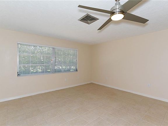 4th image of 5949 Nutmeg Ave