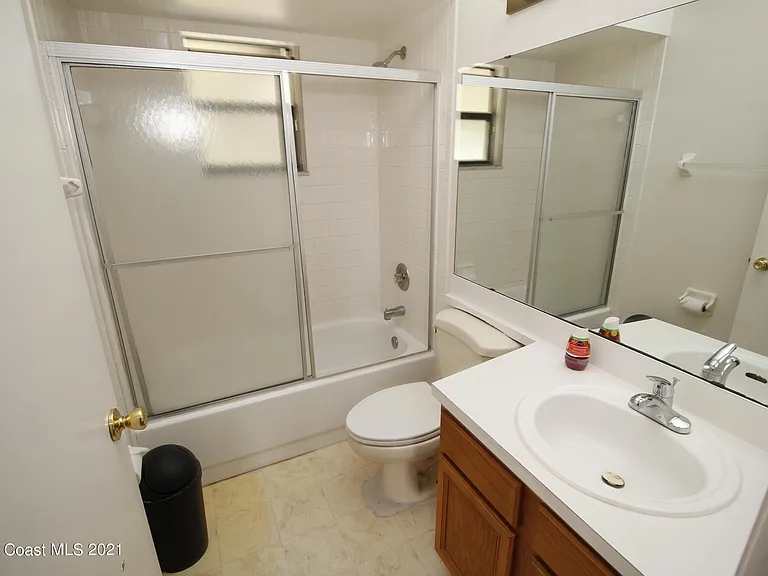 934 Colonial Ave SE — Photo 9