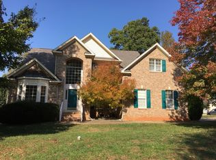 400 Cricketfield Ln, Cary, NC 27518