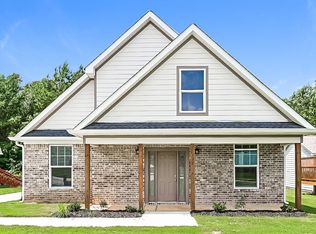 127 Hunts Mill Cir, Griffin, GA 30224
