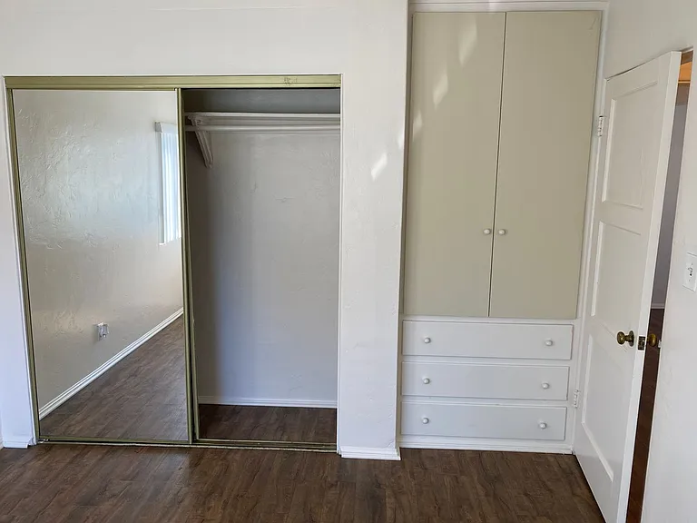 2300 Chatsworth Blvd #COPY — Photo 15