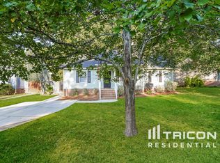 129 Botany Dr, Irmo, SC 29063