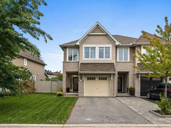 309 Alasken Dr, Ottawa, ON K1T 0M3