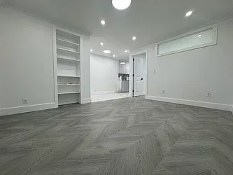 50 Bayard Street, #6