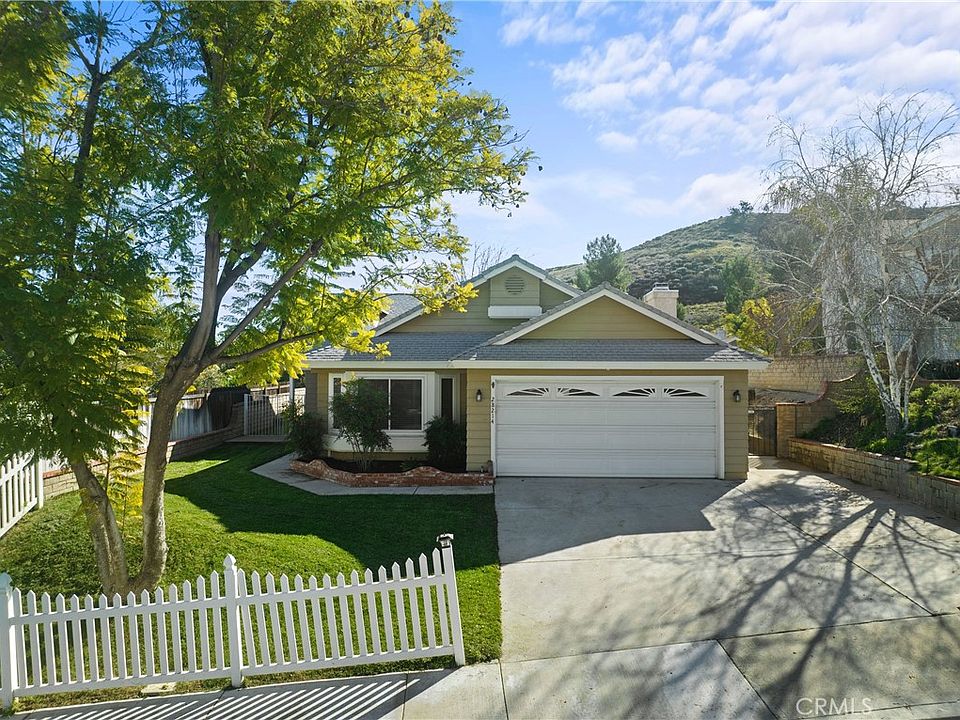 28214 Royal Rd, Castaic, CA 91384 Zillow
