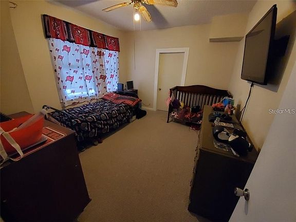 4th image of 1806 W Arctic St