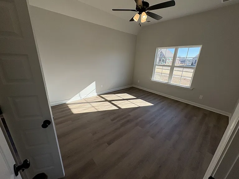 8712 Clark Ave — Photo 5