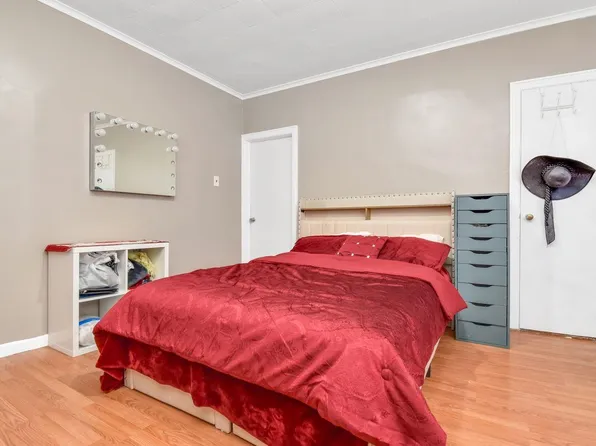 358 Broadway image 10 of 14